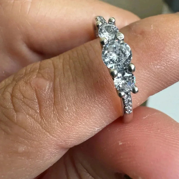 PANDORA | 925 sterling silver  clear-Tree Stone Ring - Picture 3 of 7